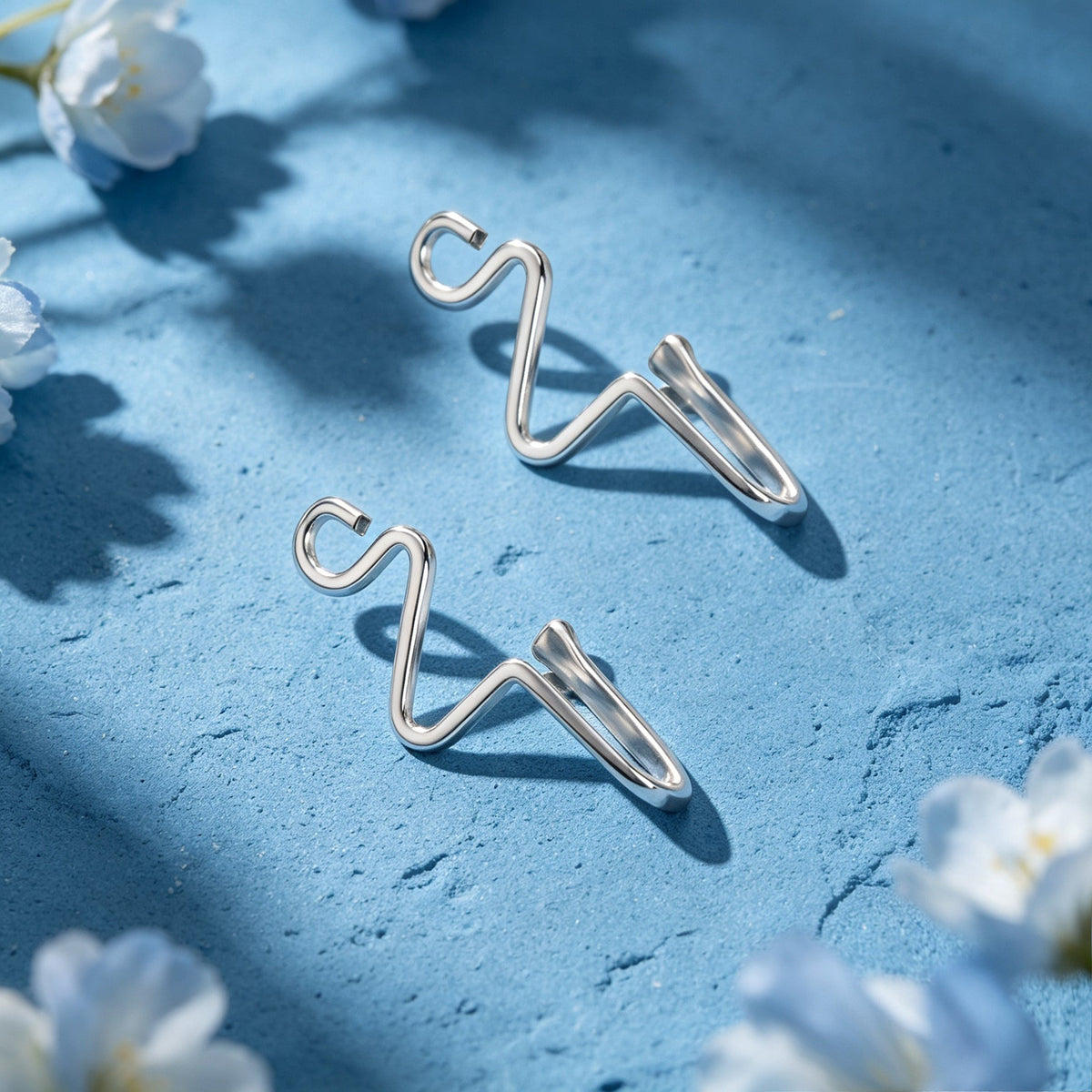 2pcs Silver Alloy Ear Cuff No Piercing Earrings Unique EKG Wave Cartilage Clip-2
